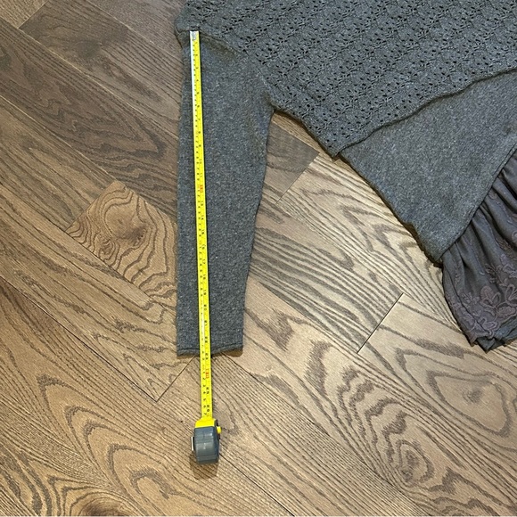 Simply Couture Sm Mixed Media Gray Tunic Sweater Dress Crochet Lace Asymmetric - Picture 6 of 9